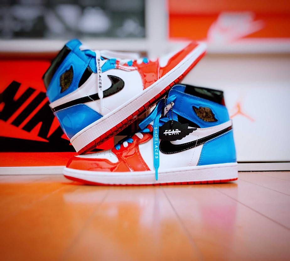 初aj1🔥🔥🔥
前から欲しかったし最高です！笑笑
海に行く時でもはきたいなー