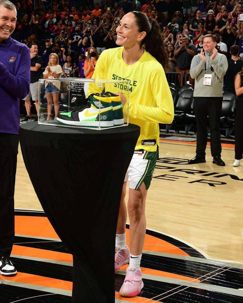 Special for Sue Bird.