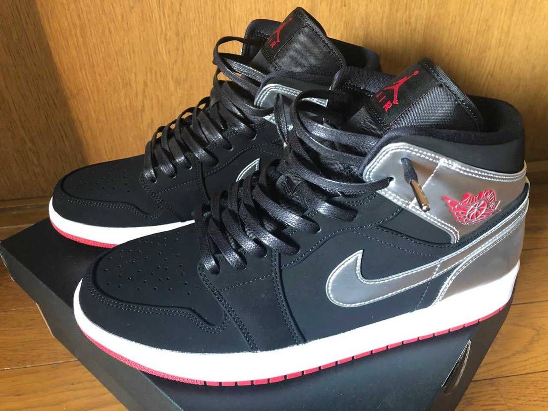 6日早い妻からの誕プレ😍
ワックスシューレース付きー
サプライズのつもりだっ