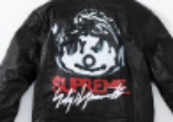 靴の事でも無いし、怒られること覚悟なんですが・・・


似てない？
ちなみにウル