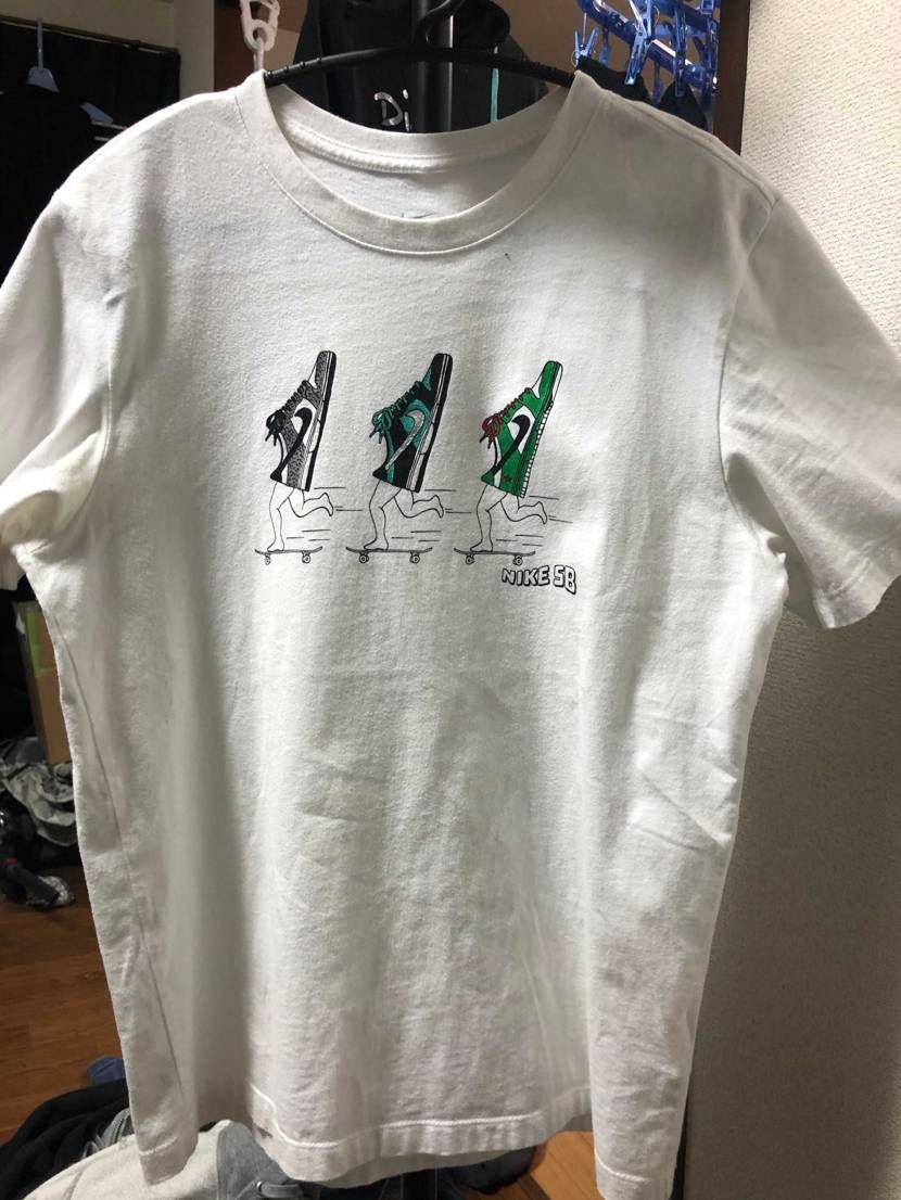 暇なのでTシャツも塗った