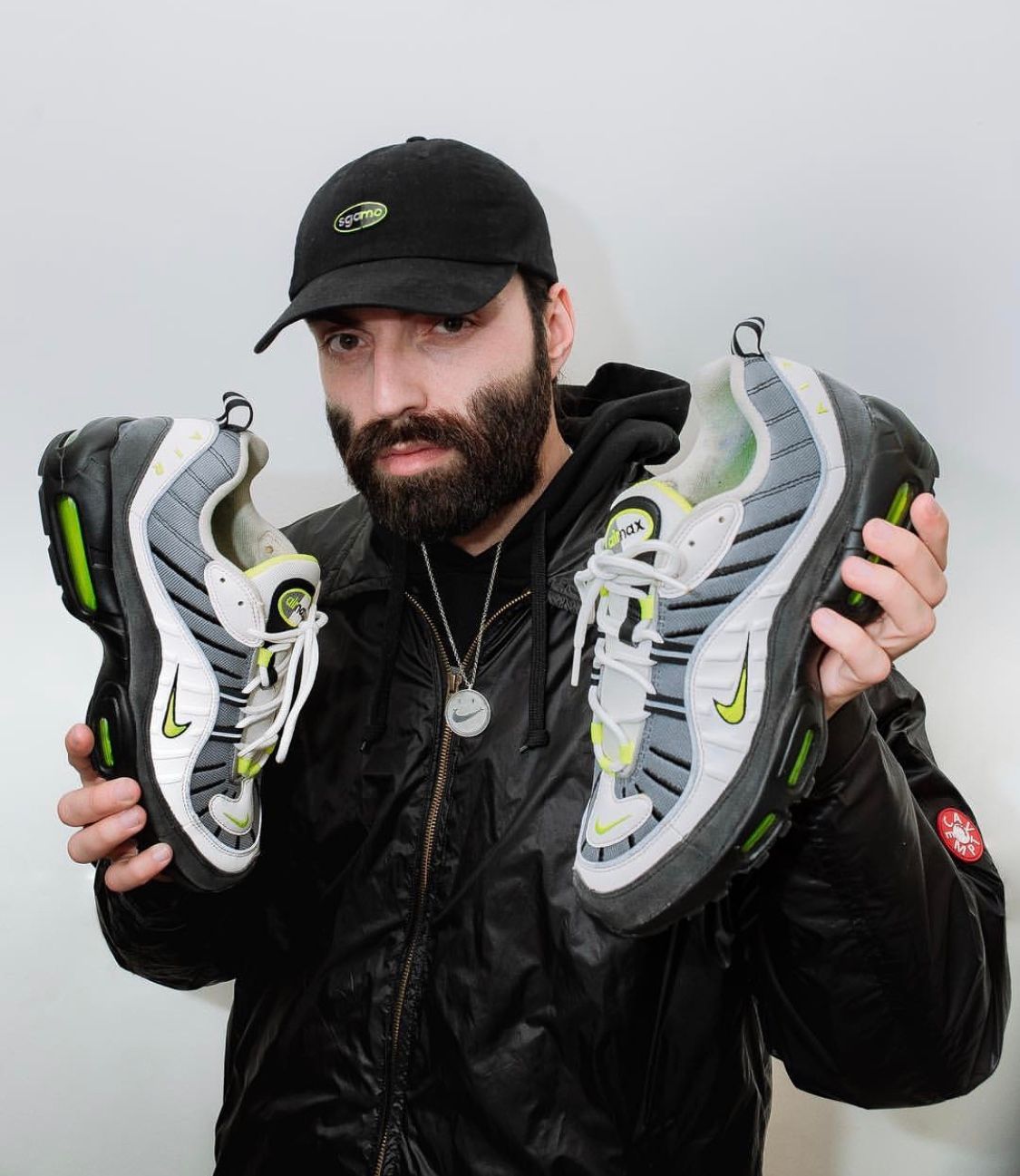 なんかもうsacaiなんてどうでも良くなるくらいカッコいいの