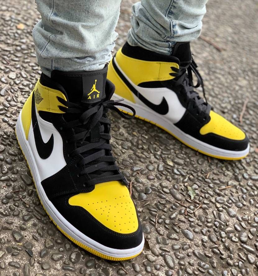 GOATからjordan1mid yellowtoe到着。
highと同じ配色