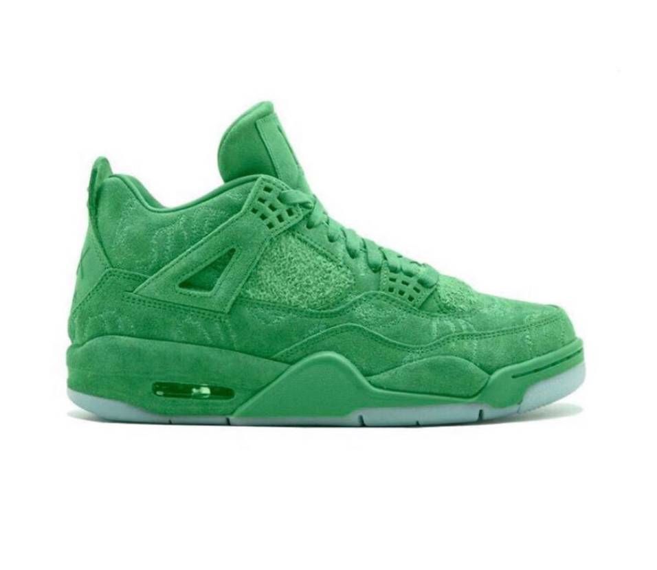 【リーク】KAWS × jordan 4
2020年かな？