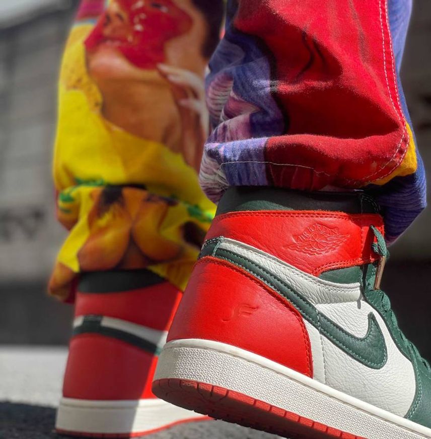 AIRさんリクエスト🔥
Air jordan 1 "SoleFly"