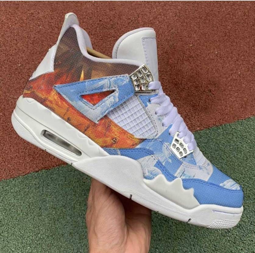 起きたら当たってた。
写真みたく半分剥がして履こうかしら