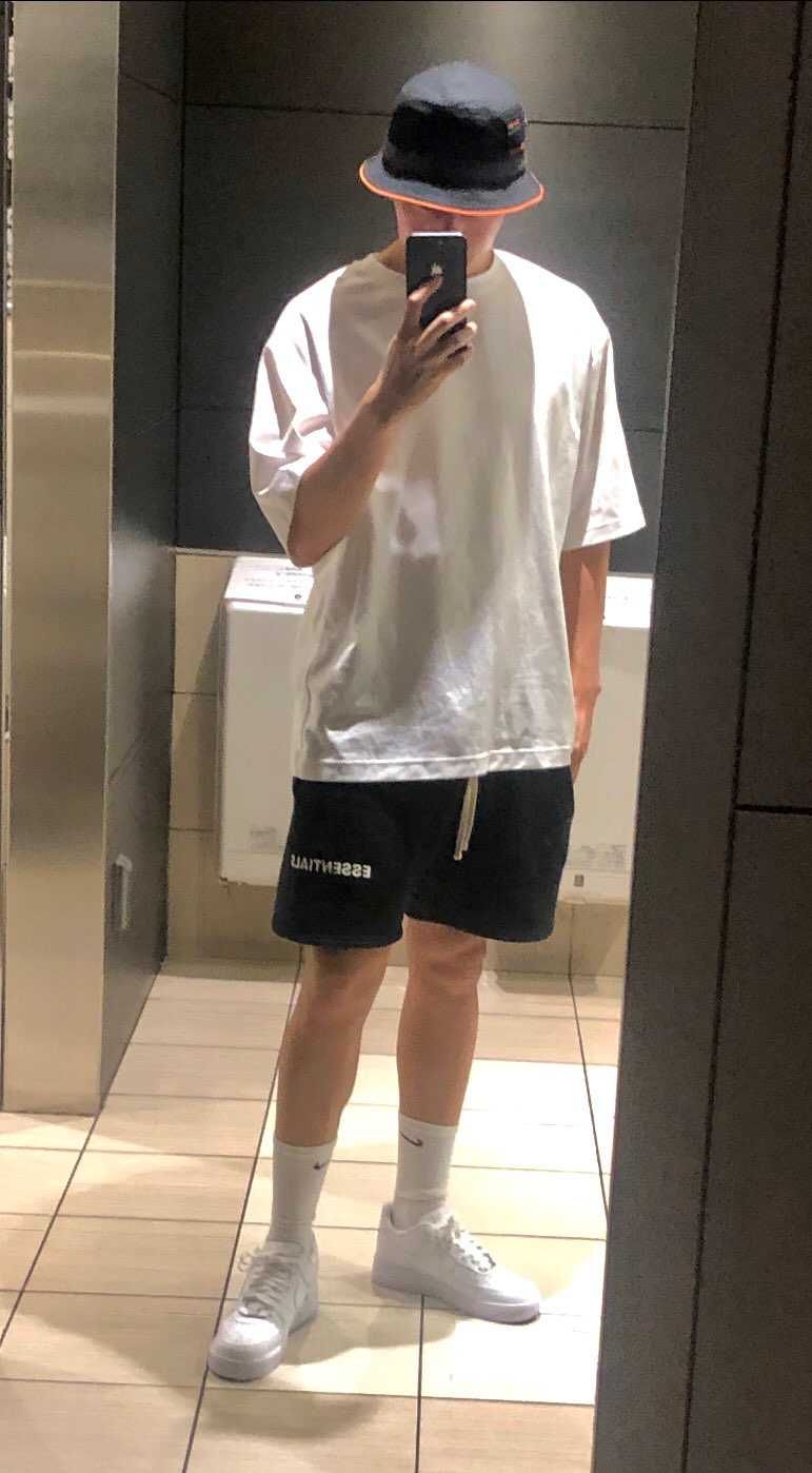 エアフォース1 07 ホワイト何年かぶりに履いたけどかっこいい😊