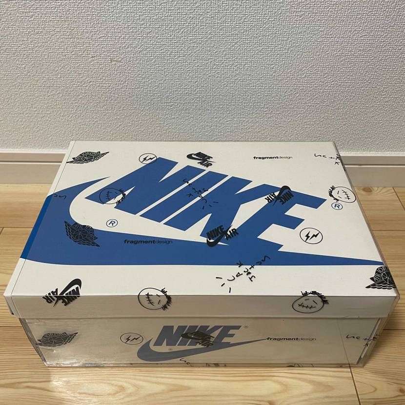 はじめてこんなレアスニ一次で入手。
SNKRSで手に入れた