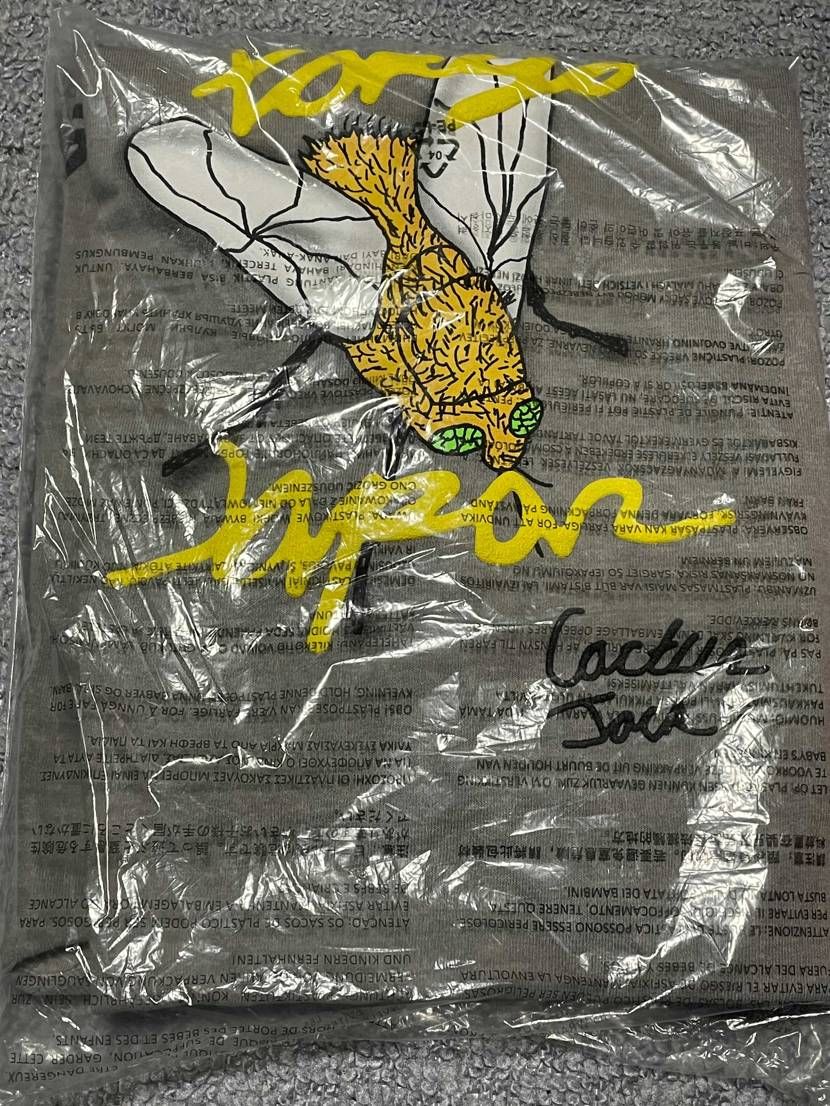 ✨CACTUS JACK ❎ NEIGHBOR HOOD✨
海外からTシャツが