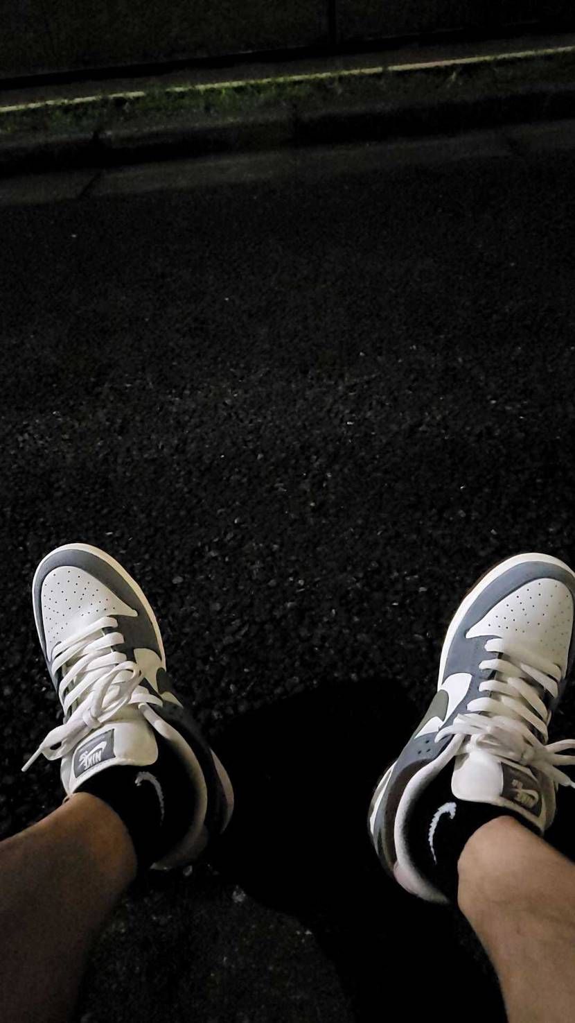 本日もお疲れさまです🙌🙌🙌✨
今日も今日とて、SNKRS day
