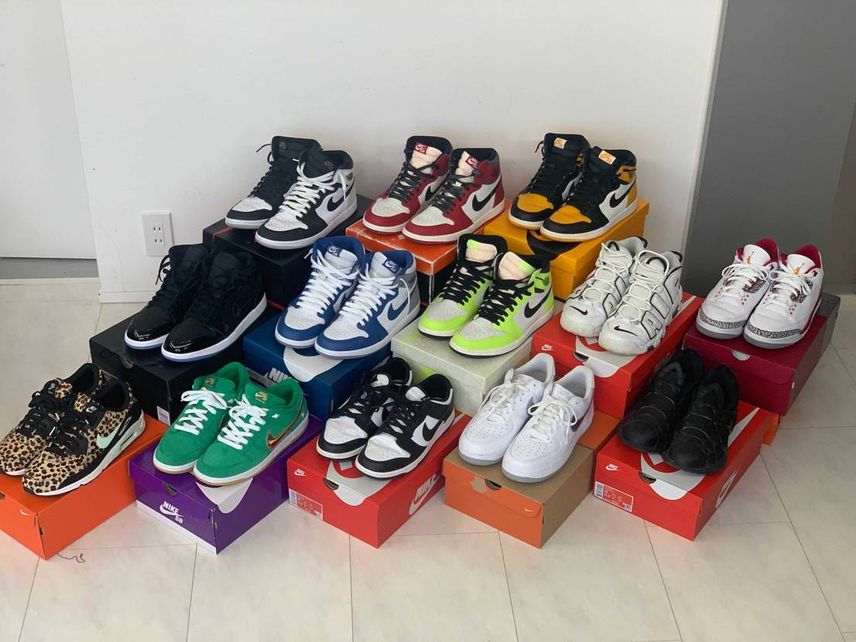 去年の2月のAJ3購入で
スニーカーにハマって
それから1年が経ちました🤤