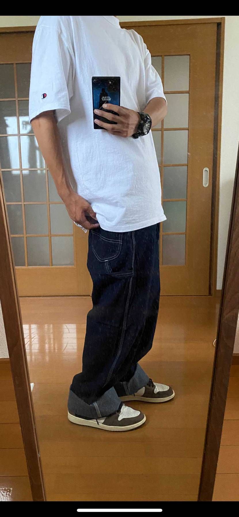 新しいパンツトラビスとの相性バッチリ