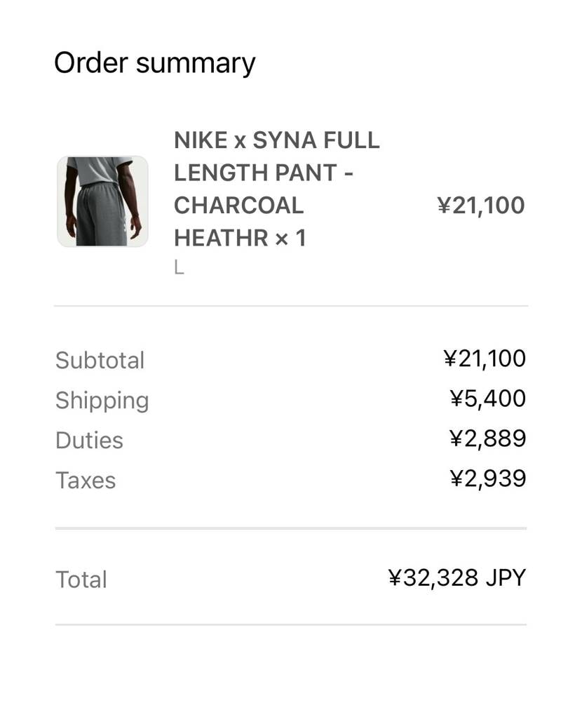 公式でもスニカスでもフォース買えず、パンツだけ買えたけど誰かフーディーのSサイズ