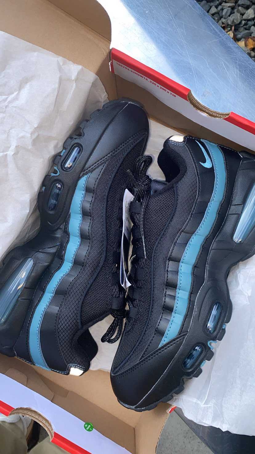 無事購入✨
実物結構いいですよ！
スタッフさんも愛想良かったので満足です😁