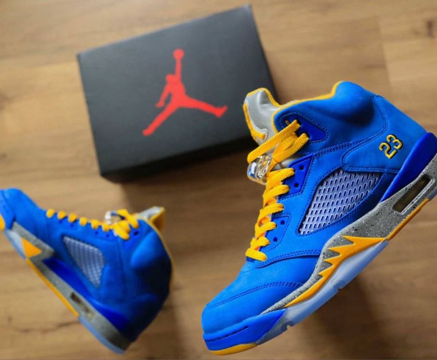 買ってしまった!
カラーリングもさることながら、シンプルにAJ5が好き🤗
