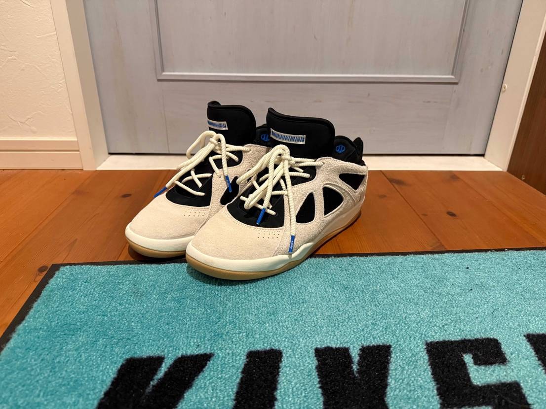 昨日原宿まで買いに行ってきました！初adidasがこれです！
履き心地も良くい