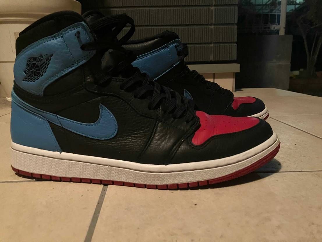 NIKE WMNS AIR JORDAN 1 HIGH OG "CHICAGO