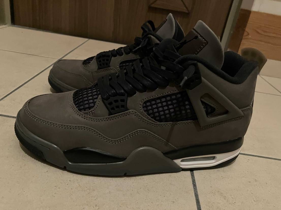 NIKE AIR JORDAN4 RETRO CAVE ST