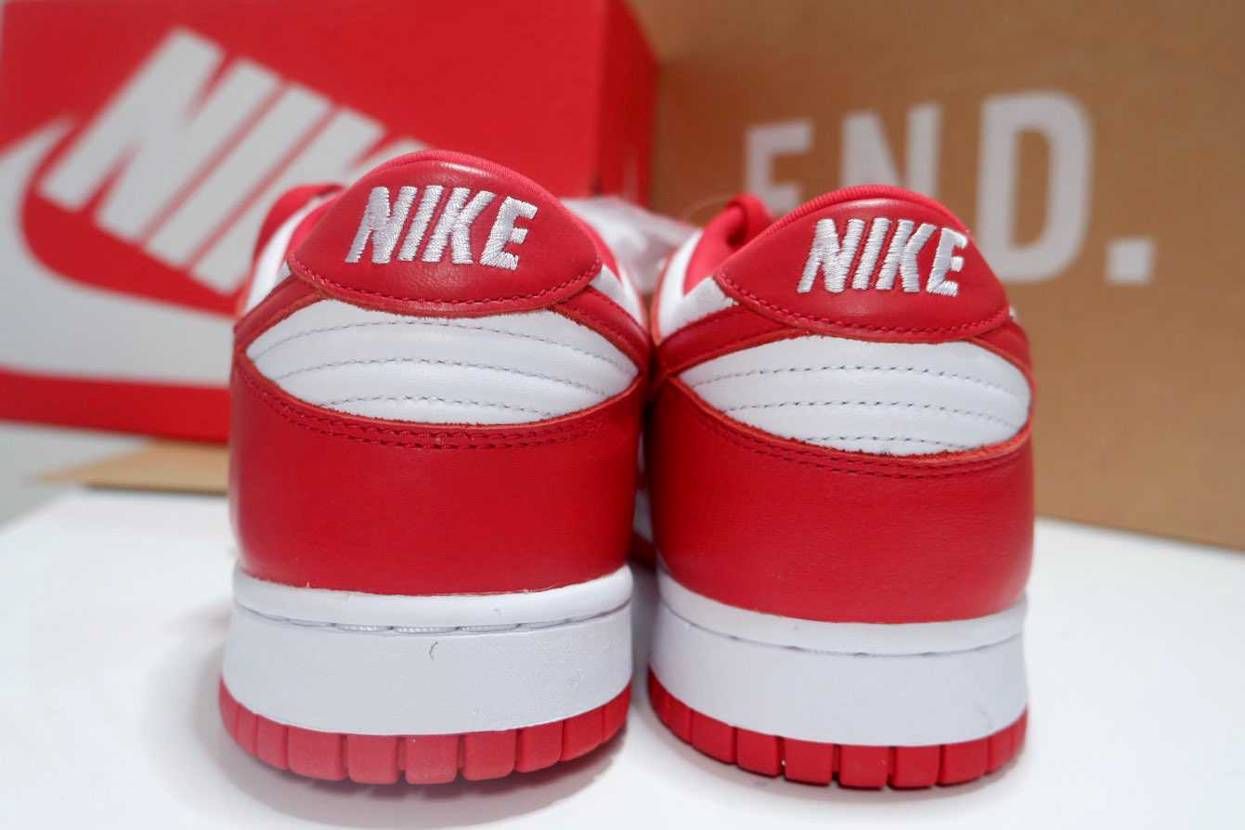 Nike sb dunk low
University r