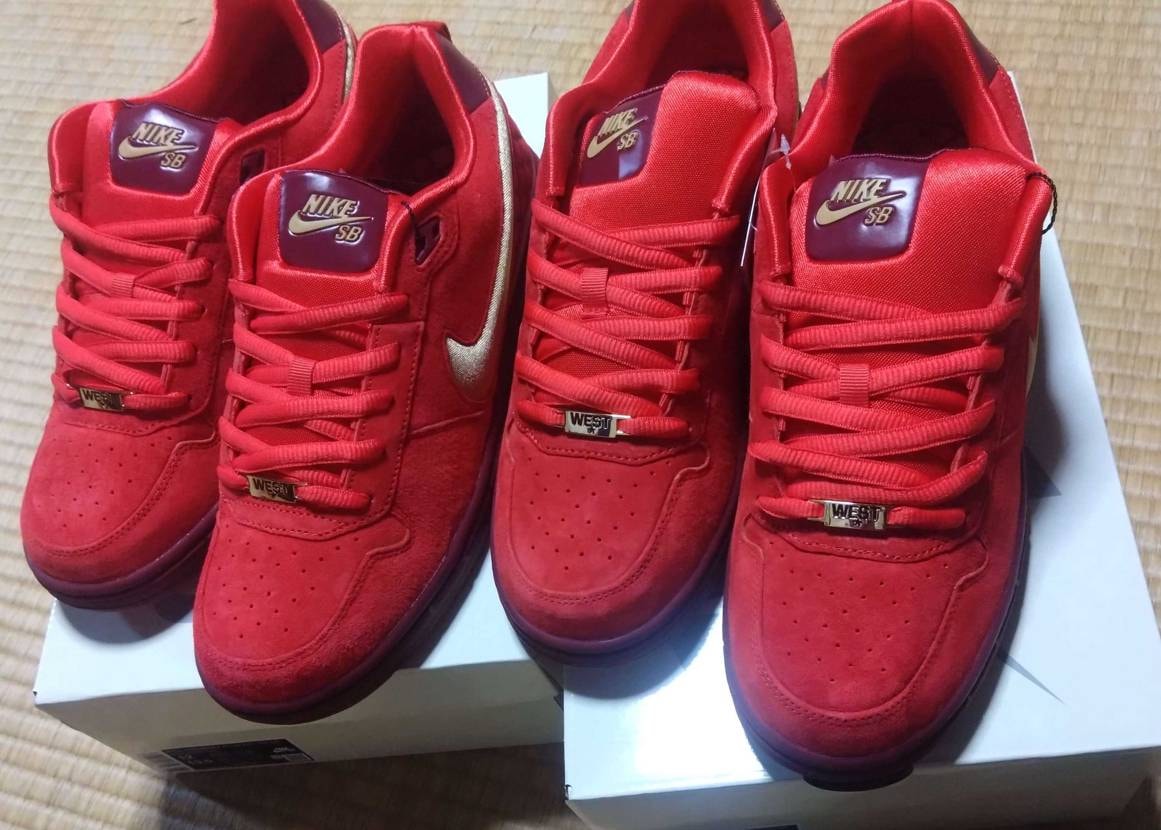 ストック用にもう1足欲しかったのでこちらでまた購入しました。今回も格安にてお譲り