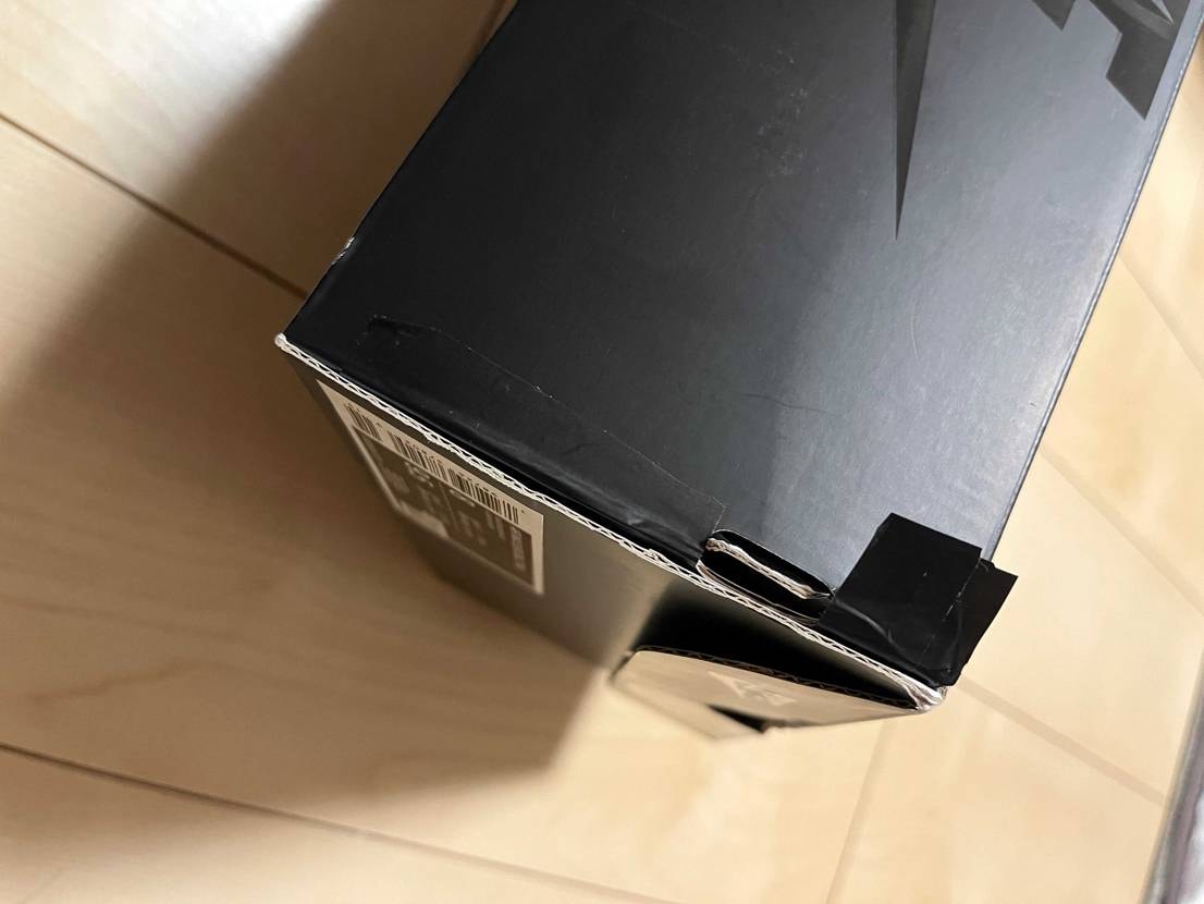 これ新品未使用ではあるけど、これ合格基準なんだw
箱開けた