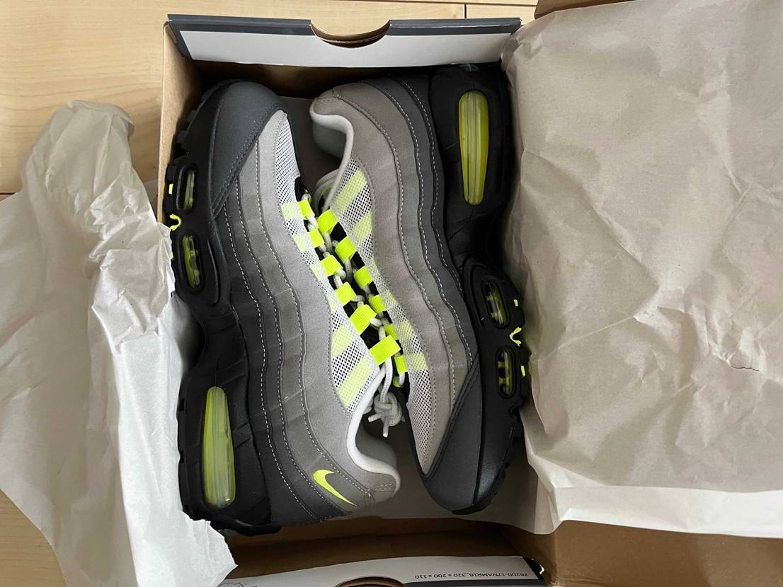 ようやく届いた〜😂かかった日数22日間🗓️
意外と箱の凹み