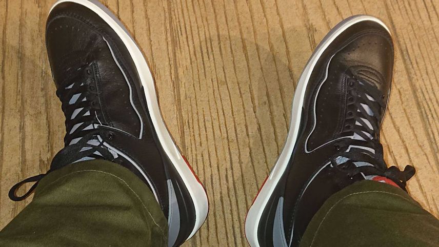 GW夜の某アウトレットに出没、セールで買ったAJ2黒を初下ろし。履きやすい合わせ