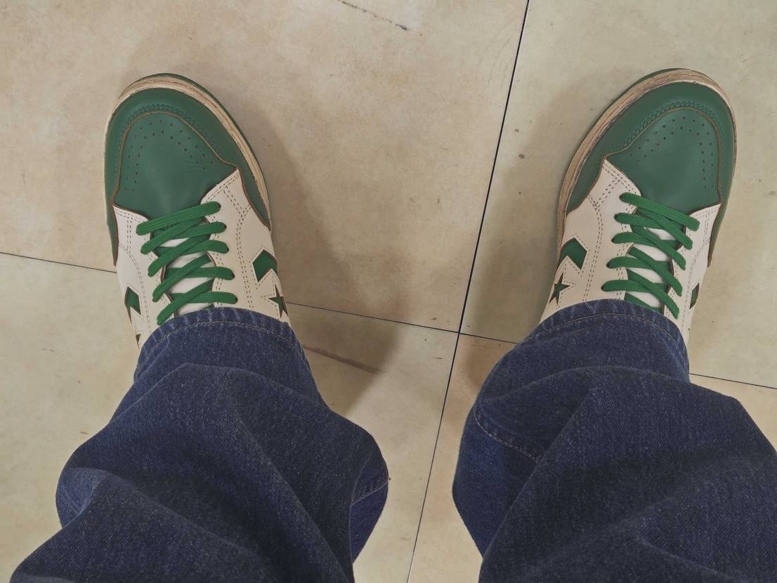 ストレンジャーウェポン初下ろしです😊シューレースも市販の綿のヤツに交換しました✌