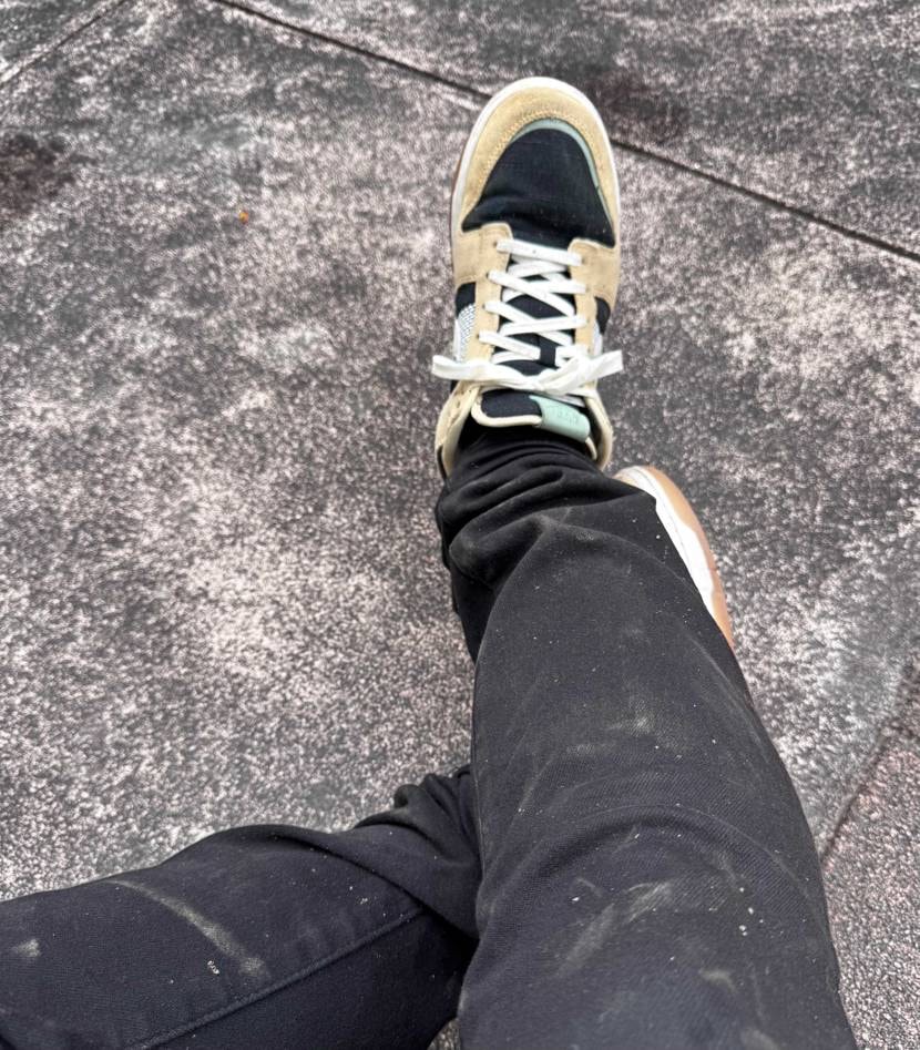 庭の掃除してたら、泥だらけになってしまった！
コイツも本望