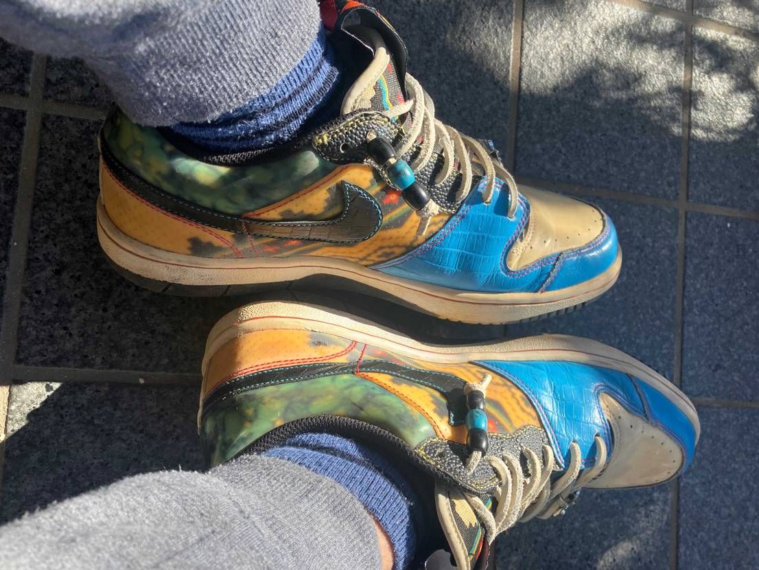 新年を実家で迎えたため、実家にあったスニーカーで初詣。15年ぐらい前のスニーカー