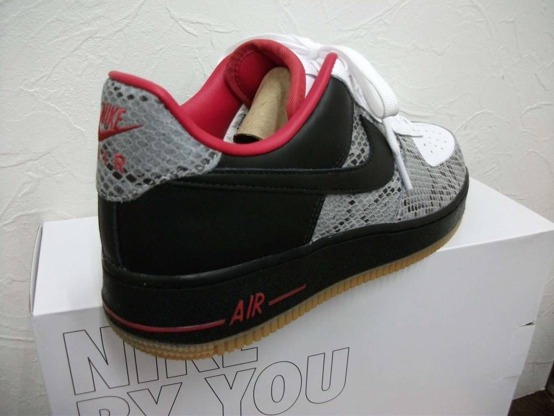 キタ――(゚∀゚)――!!
AF1のbyyouアンロッ
