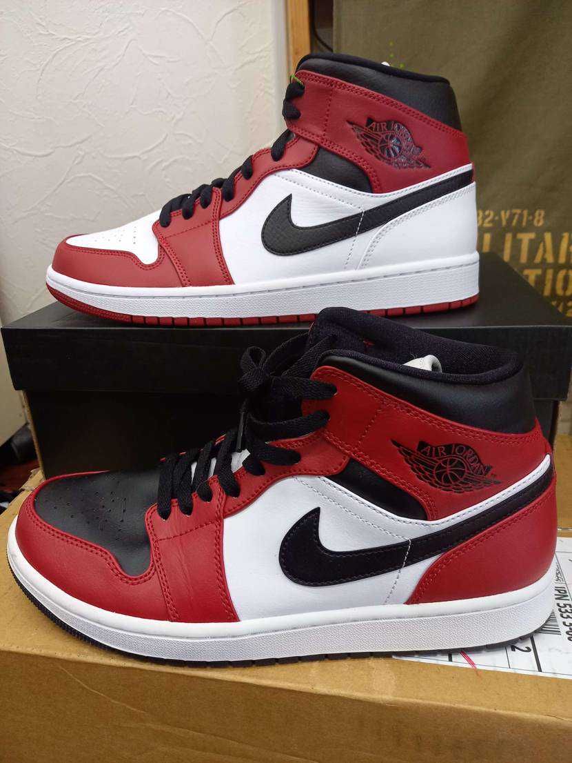 AJKOそっくりだ！
日本ではメンズサイズは今のところ販売