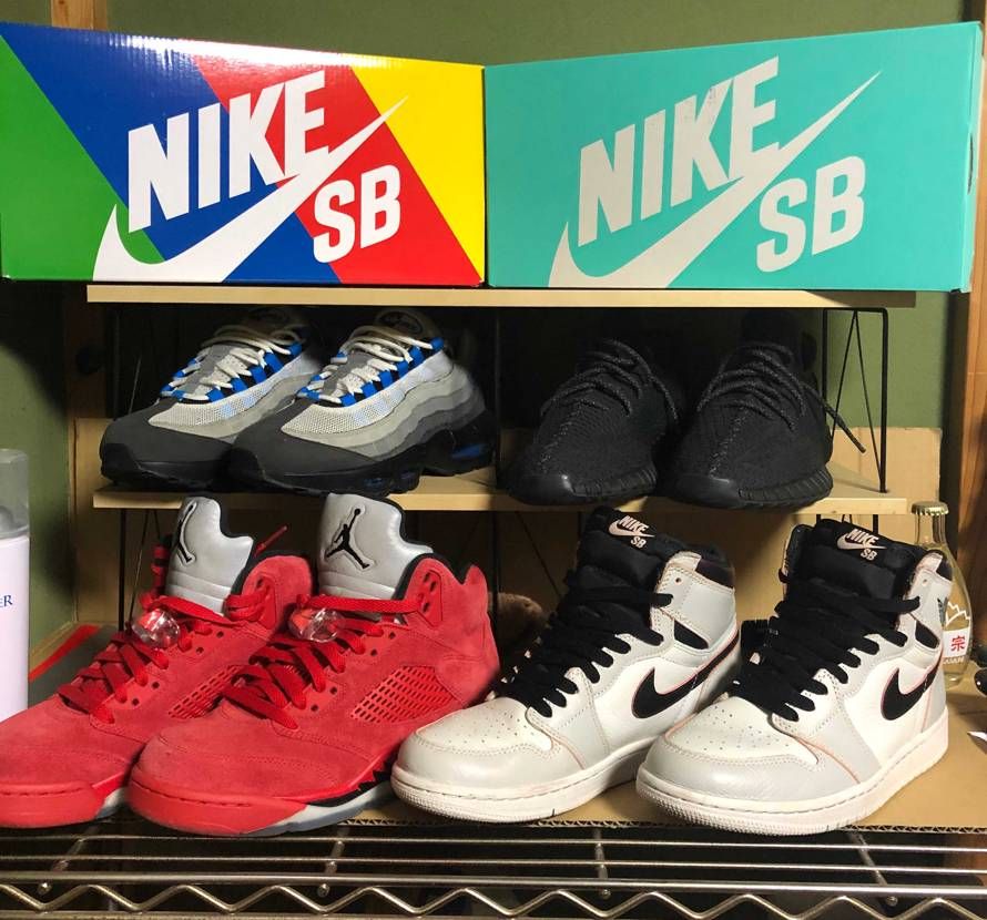 自粛中スニーカー整理😙
明日のロイヤルも是非仲間に👍