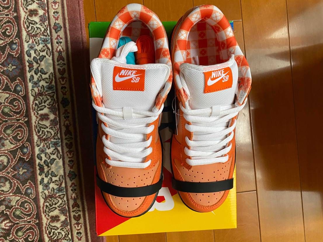 SNKRSでの当選した27.5cmが到着しました！
箱がおしゃれです🌟