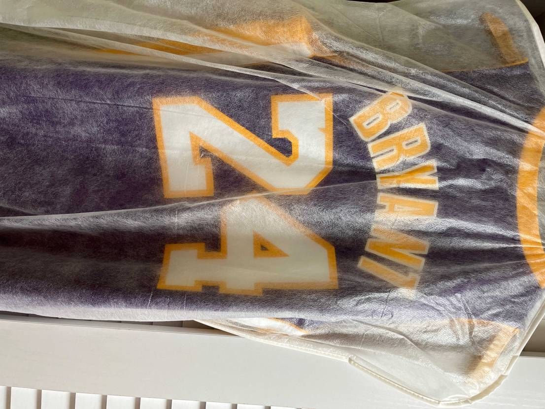 NBAのユニフォームとかって皆さんどこで買われていますか？どこか海外のオンライン