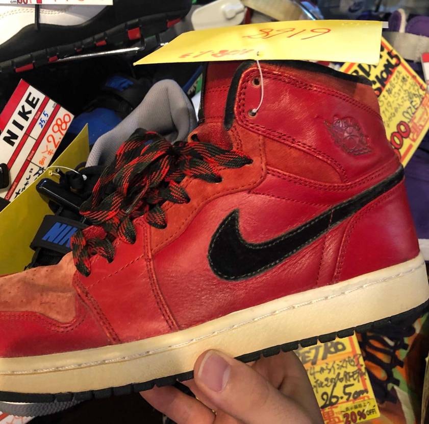 皆さんなら買いますか？
値段は1万5000円ほどでした。
自分で調べた限りで