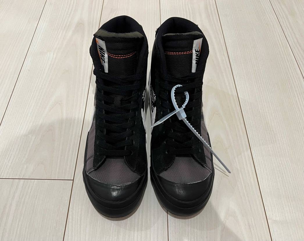 off-whiteのブレーザーを中古出品しました。

着