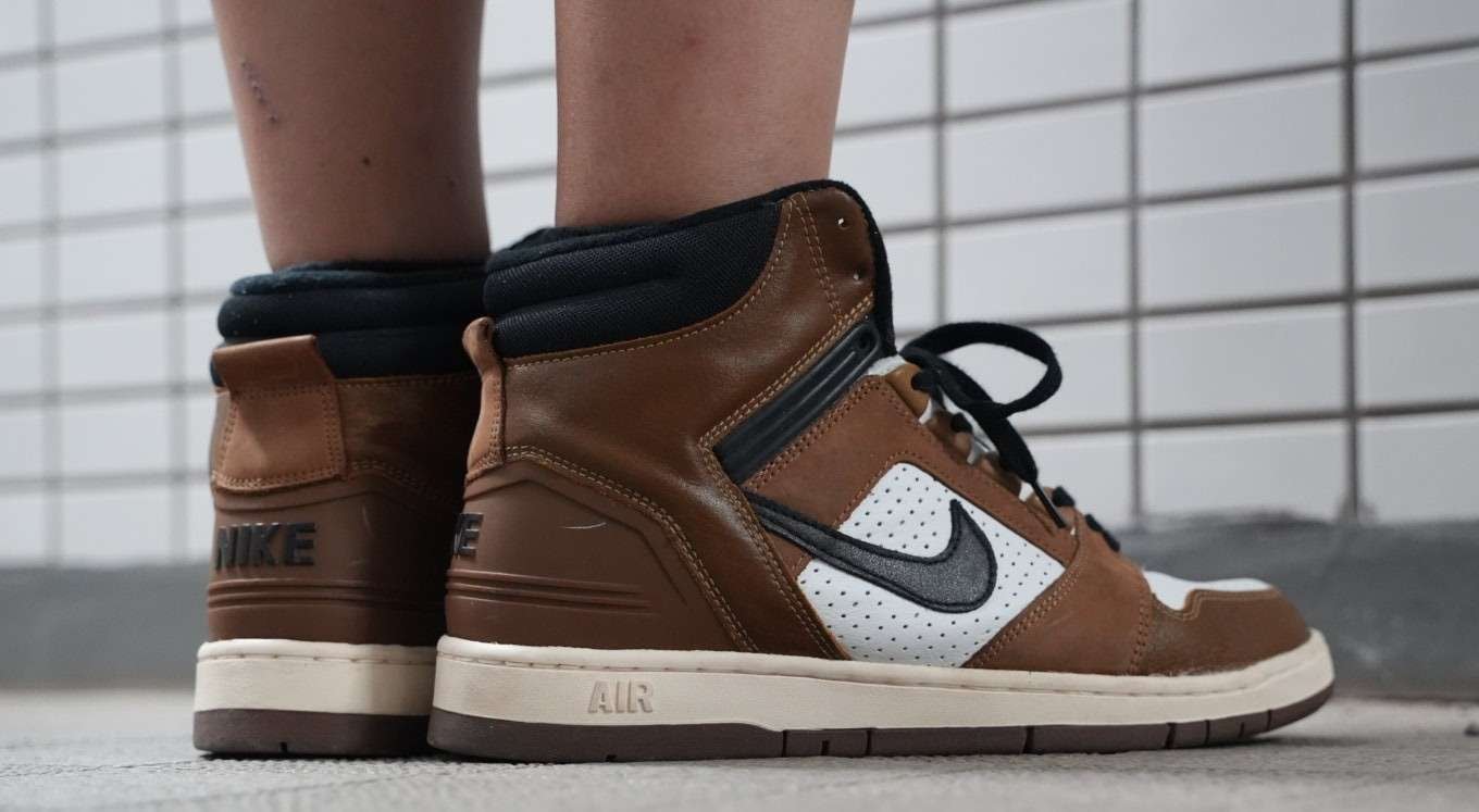 2026/08/27
NIKE AIR FORCE2 ES