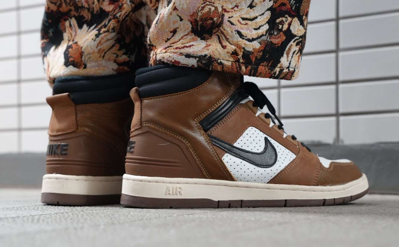 2026/10/17
NIKE AIR FORCE2 ES