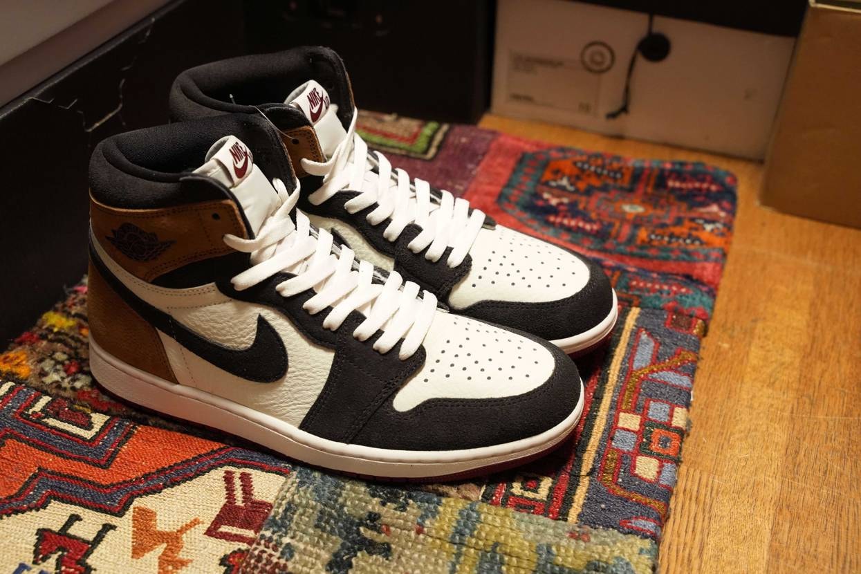 AJ1ラブレター買ってみたけど、レザーの質感とかボックスのスペシャル感含めてなか