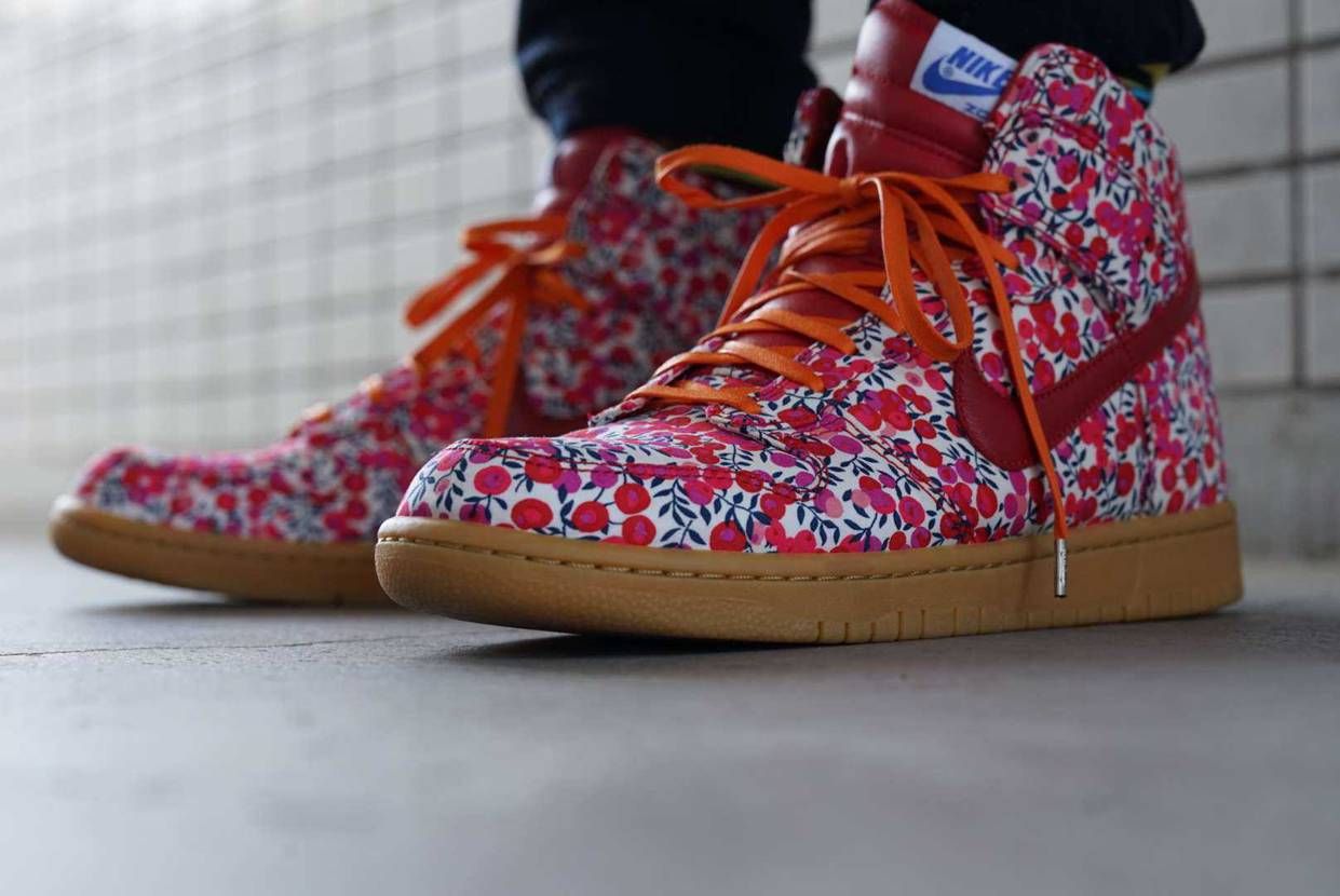 今日のスニーカー
NIKE DUNK HIGH PREMIUM WMNS LIB