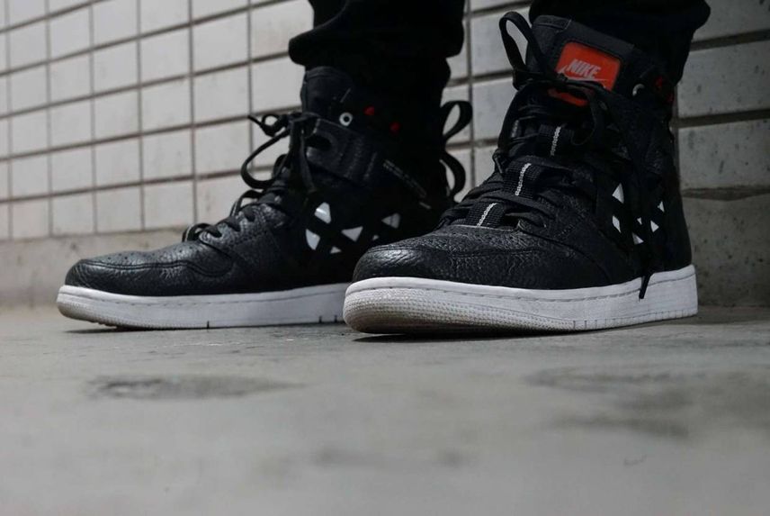 今日のスニーカー
NIKE AIR JORDAN 1 CARGO