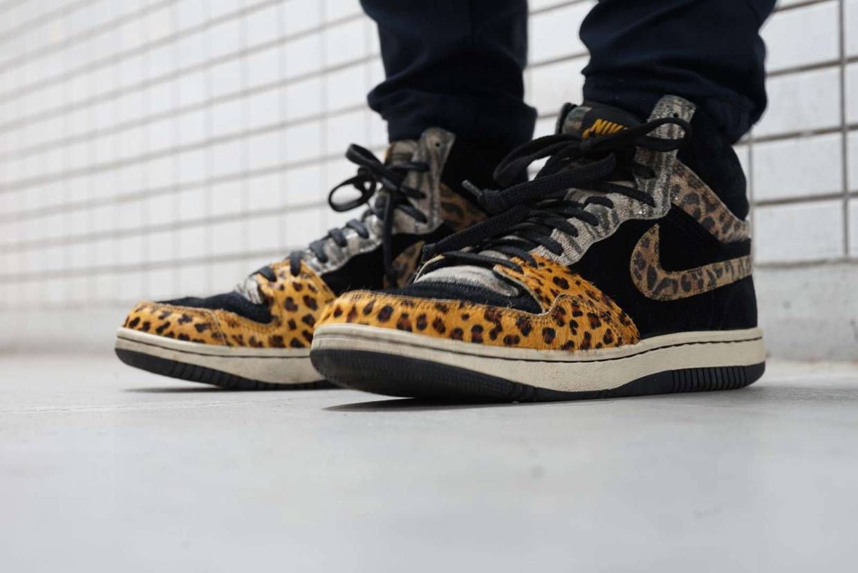 今日のスニーカー
NIKE COURT FORCE HI PREMIUM 200