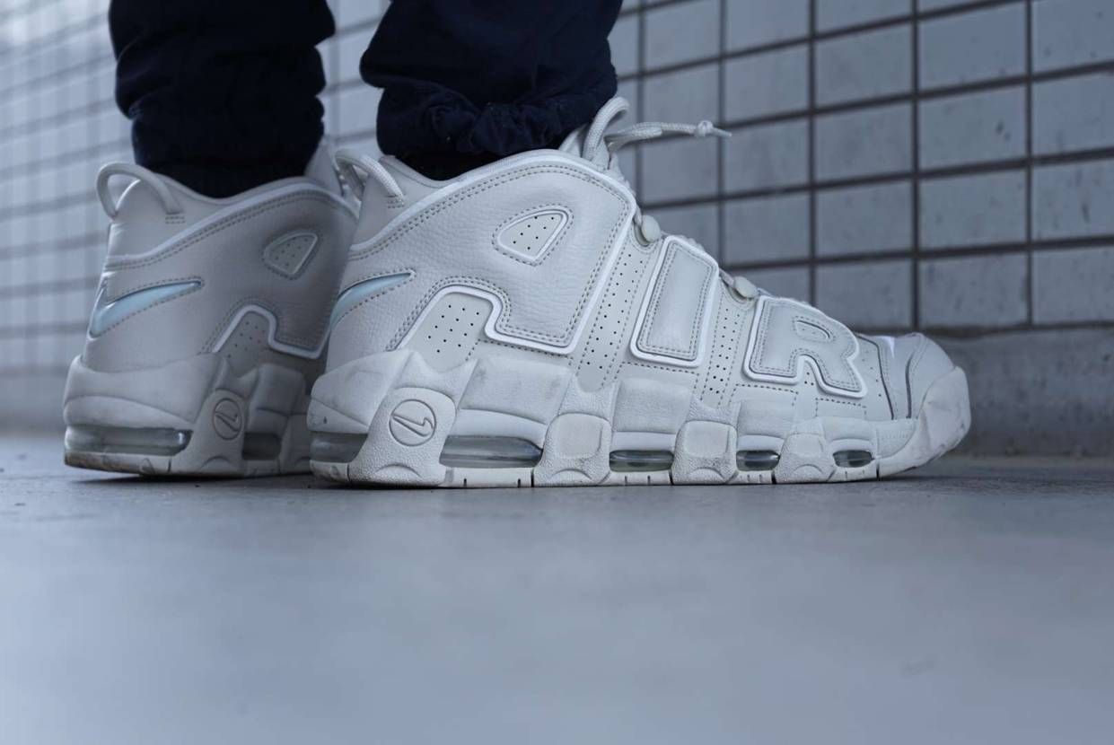 今日のスニーカー
NIKE AIR MORE UPTEMPO