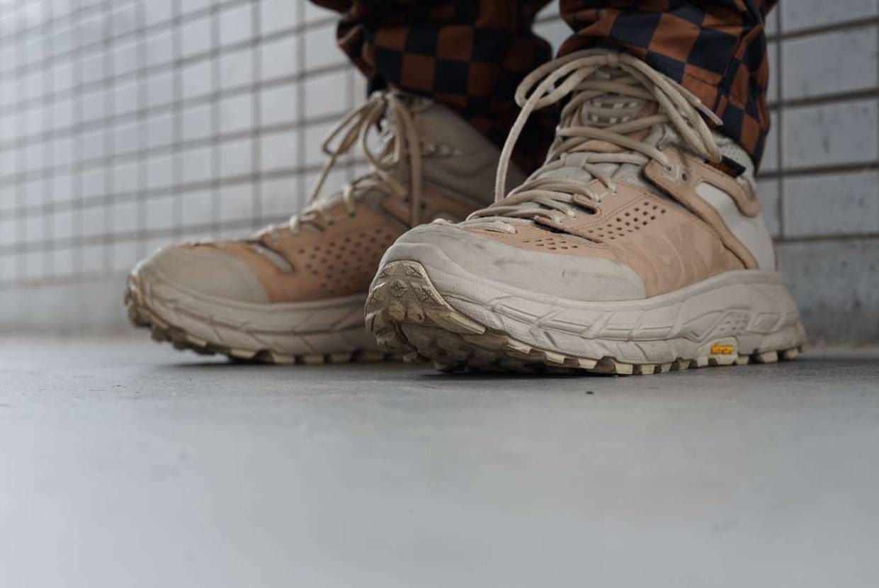 今日のスニーカー
HOKA ONE ONE TOR ULTRA HI WP