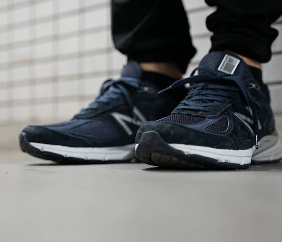 今日のスニーカー その2
NEW BALANCE M990NV4