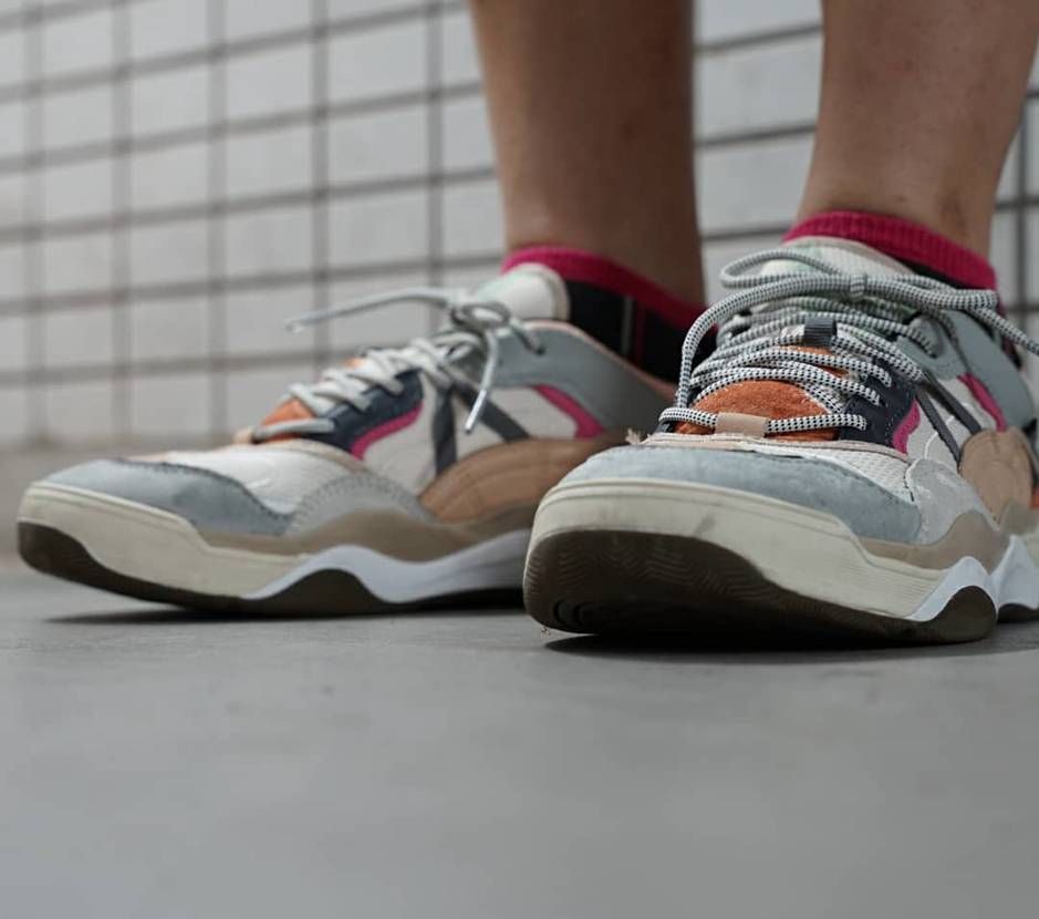 今日のスニーカー
VANS VARIX WC