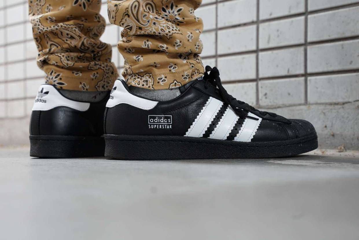 昨日の今日のスニーカー その2
ADIDAS ORIGINA