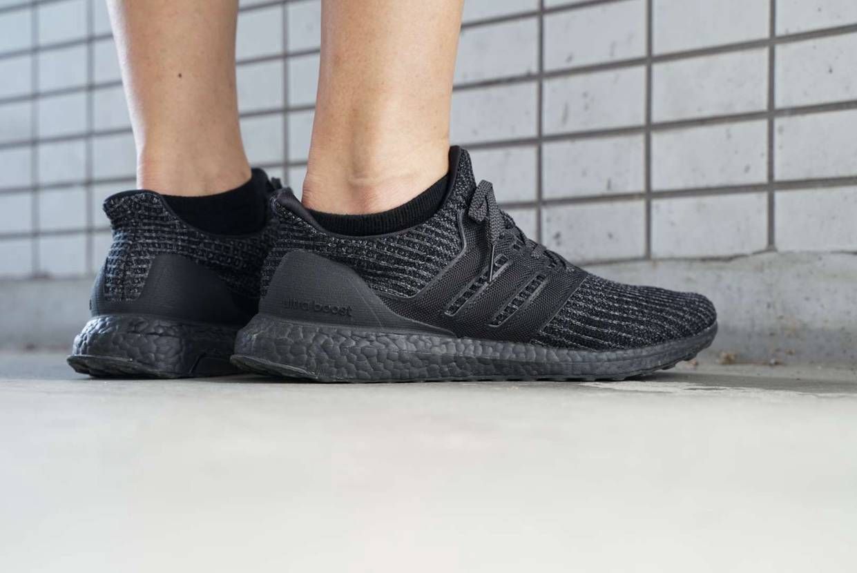 今日のスニーカー その1
adidas Ultra Boos