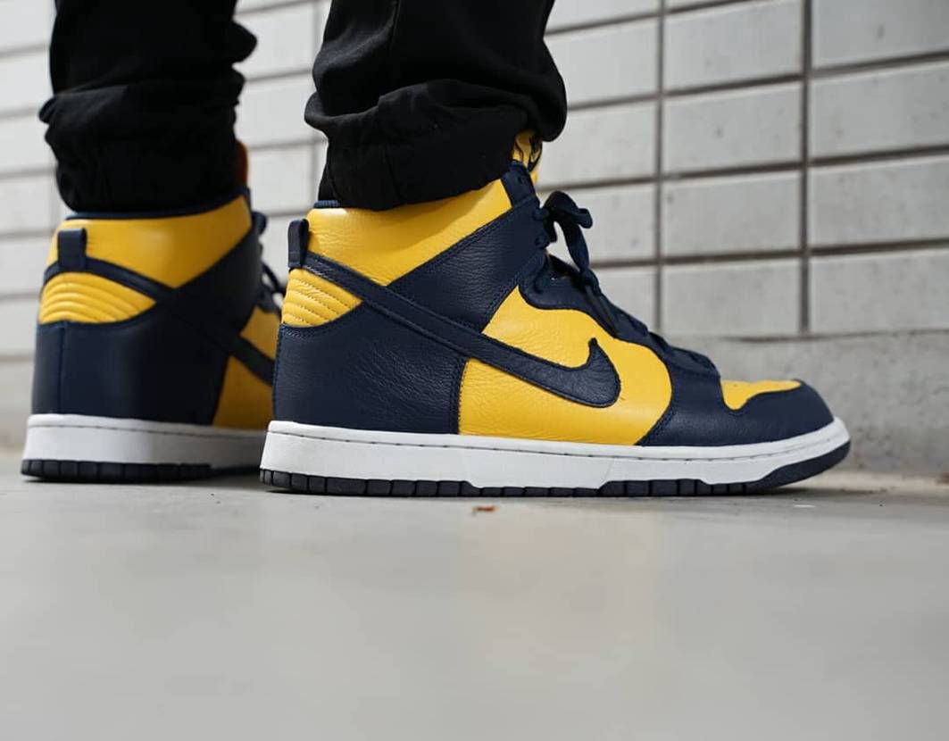 今日のスニーカー
NIKE DUNK HI RETRO QS